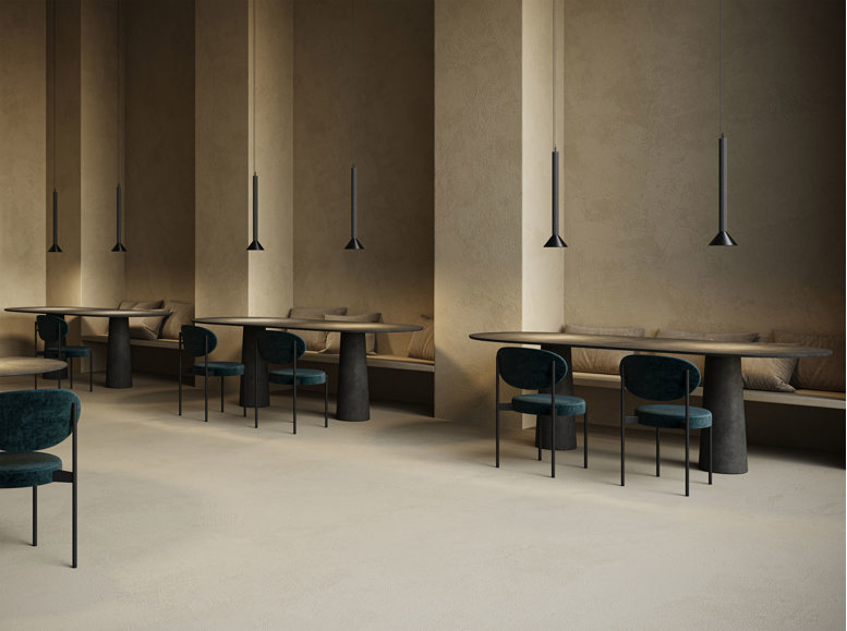 Black pendant lighting in a restaurant