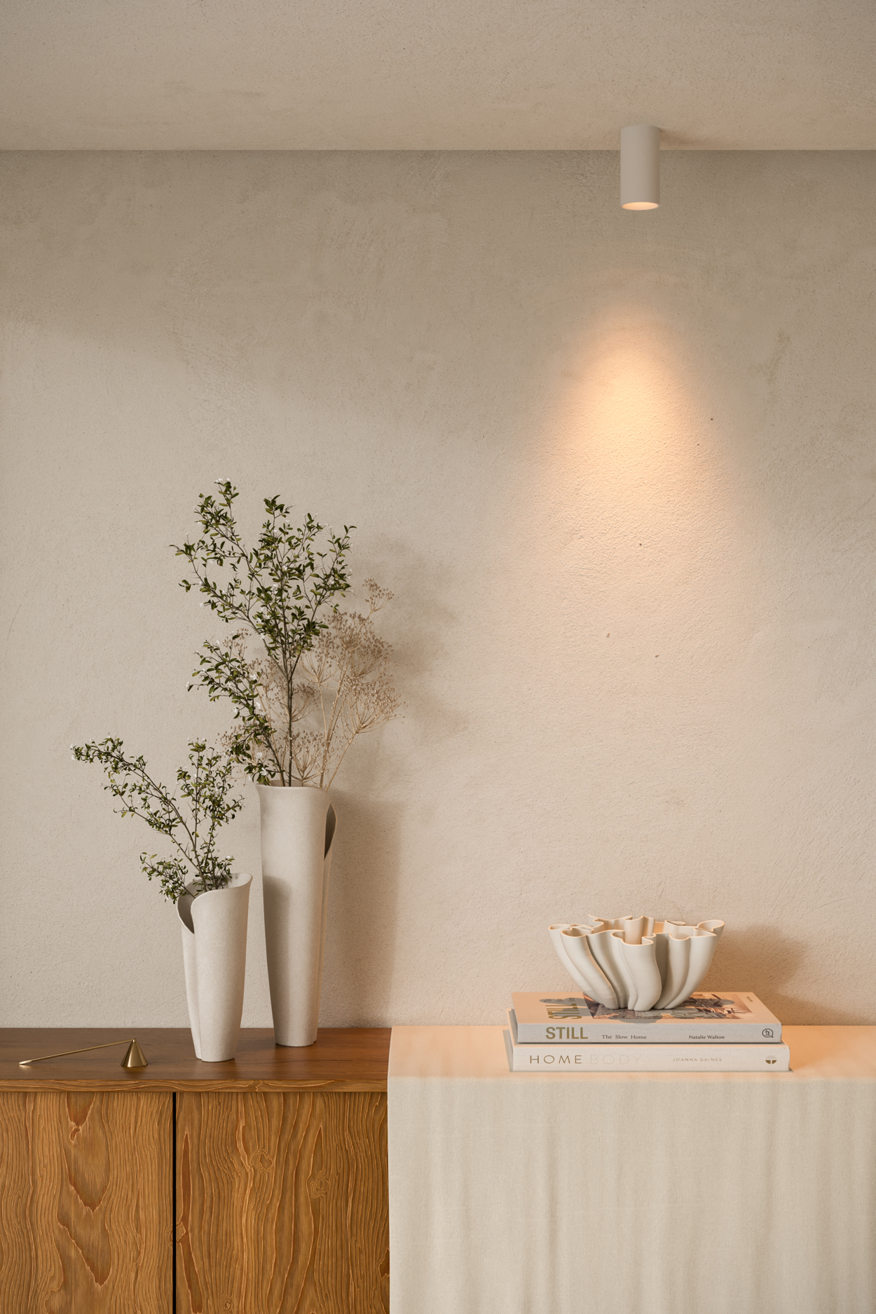 Tetrix Tube Surface White Matt in residential setting as accent lighting