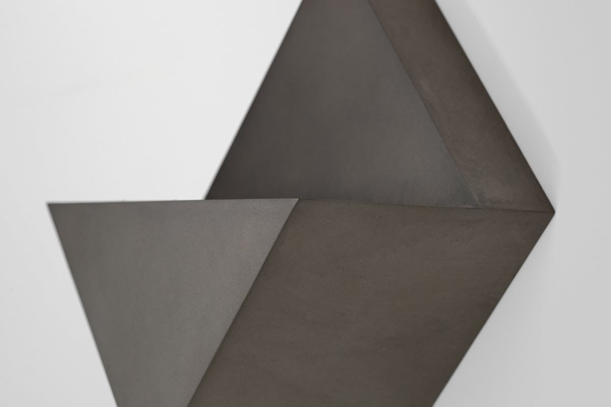 Impulse Square Wall