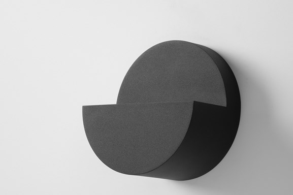 Impulse Round Wall Black Structure