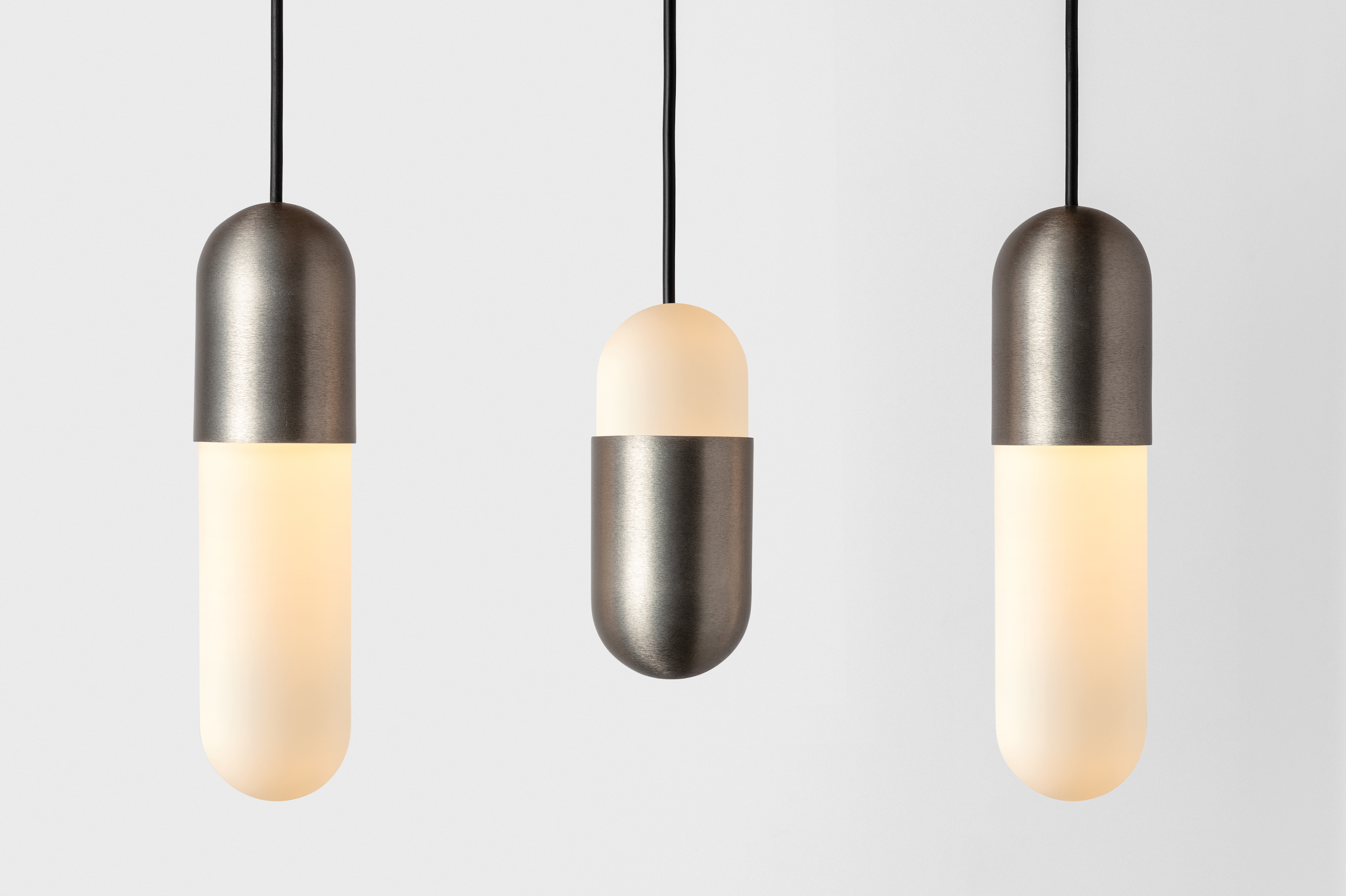 Placebo: Pendant Up- & Downlight | MLI NA Corporation