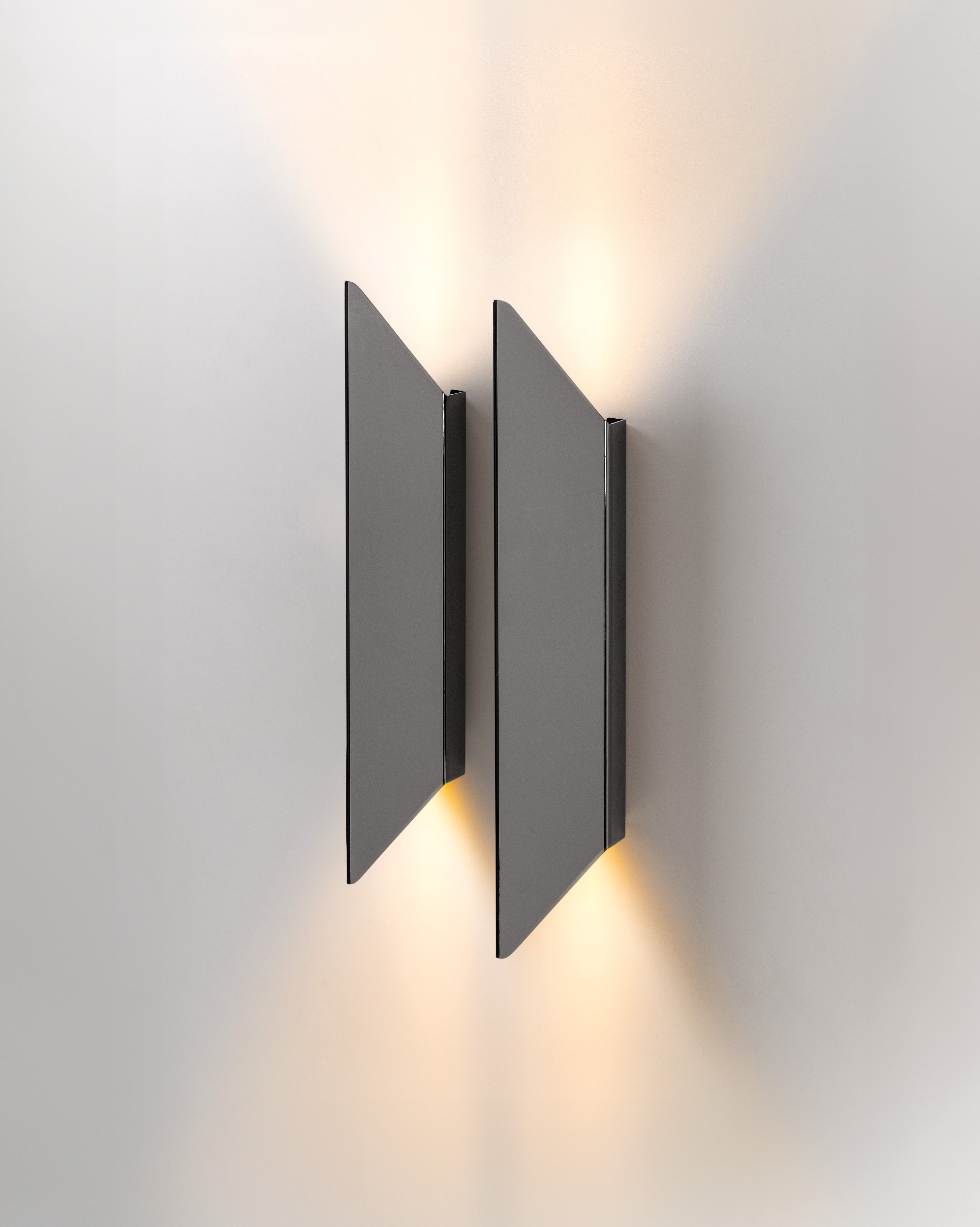Chival wall lighting