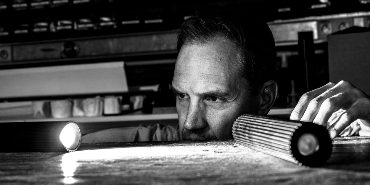 Extruded ribbed pendent luminaire engineering