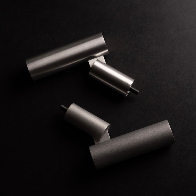 Passage brushed aluminium tumbled