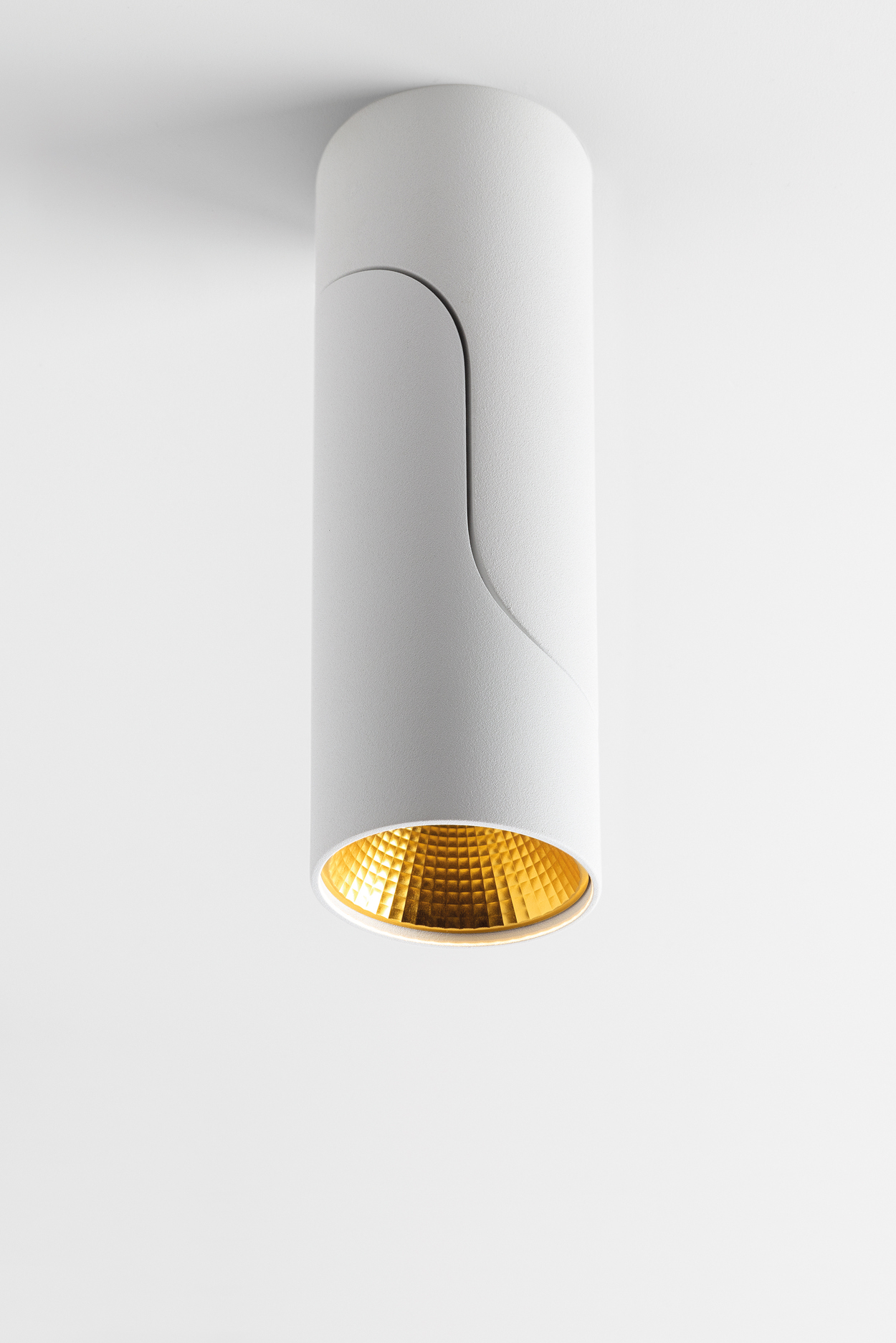 Semih ceiling closed in colour Gold