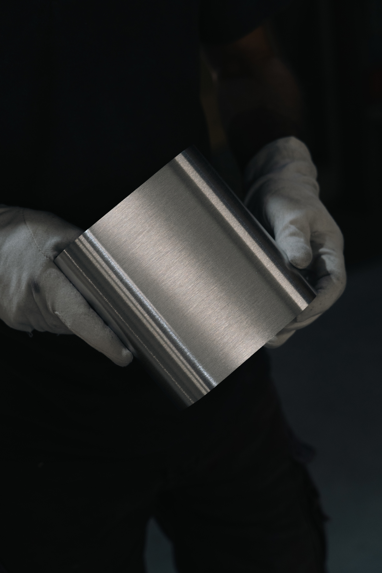Duell Aluminium Brushed result after process