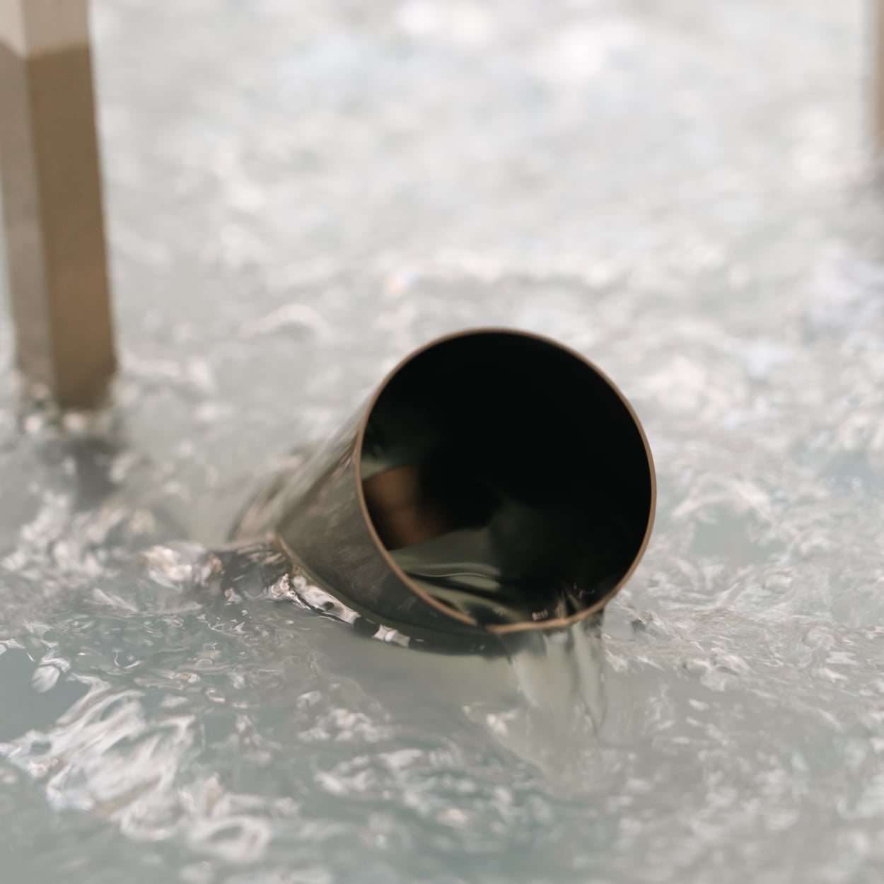Minude anodisation process in water