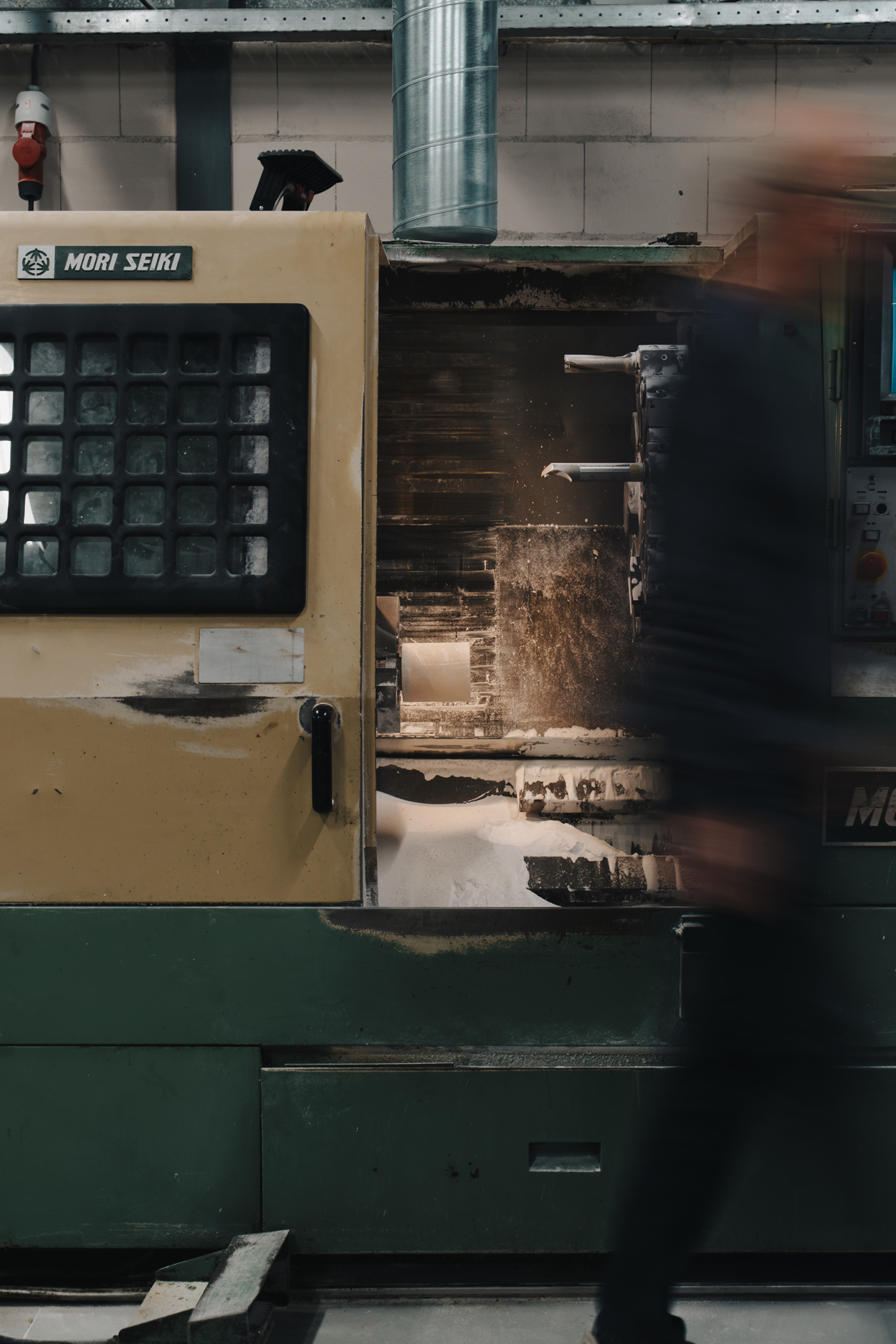 Alabaster process CNC machine with block